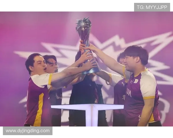 V5战队在冠军杯积分榜中以84分稳居首位展现强劲实力