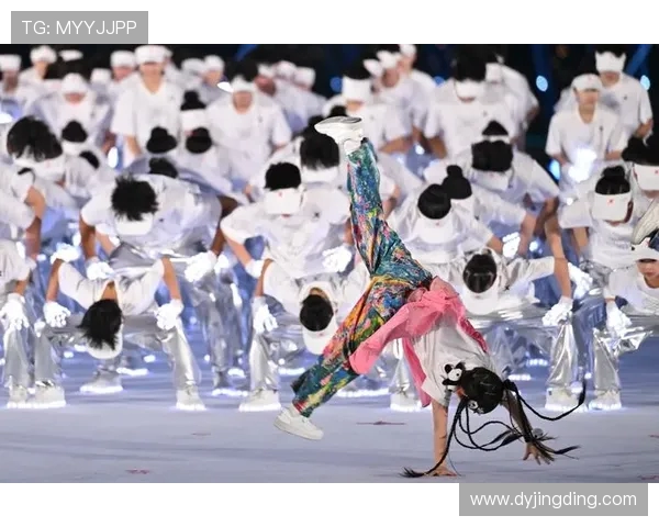 成都街舞队与武汉街舞队赛后战术分析与精彩瞬间回顾