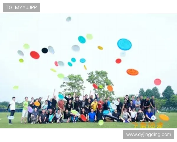 深圳飞盘队灵活性创新高引领全国飞盘运动新潮流 深圳飞盘队灵活性创新高引领全国飞盘运动新潮流