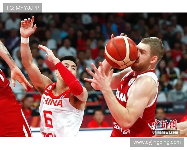 亚特兰大梦想与芝加哥的激烈对决展现篮球魅力与团队精神 亚特兰大梦想与芝加哥的激烈对决展现篮球魅力与团队精神