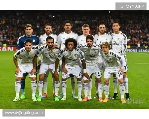 国米与皇马首发阵容对比分析揭示两队战术布局与球员状态