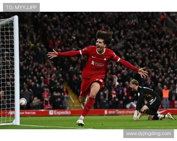 曼联与利物浦激情对决新浪直播全程回顾与精彩瞬间分析 曼联与利物浦激情对决新浪直播全程回顾与精彩瞬间分析