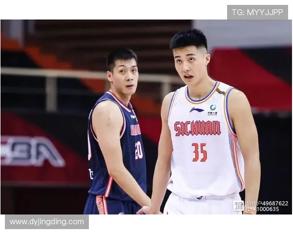 翟晓川:从篮球新星到全能运动员的成长之路与奋斗故事