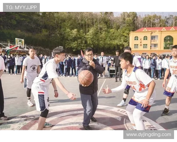 黄军独家分享篮球心得与技巧提升之道助你成为球场明星